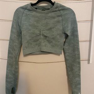 Gymshark Camo Seamless Long Sleeve Crop Top - Sage Green
